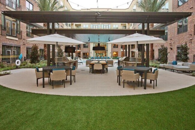 Photo - 1200 N Dairy Ashford Rd Unidad a4