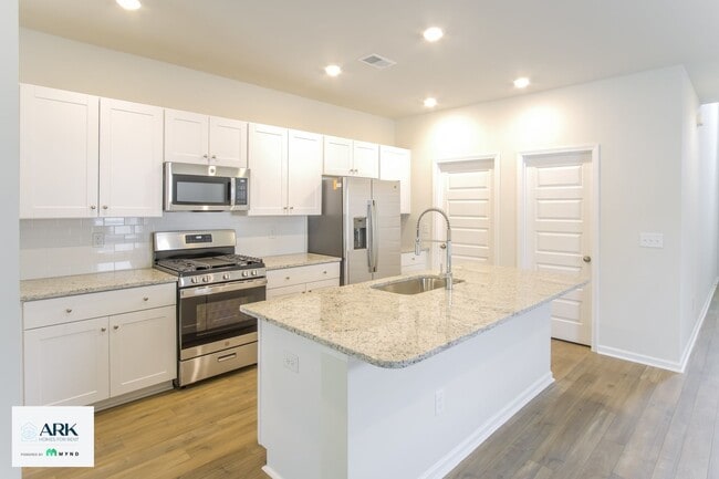Photo - 1159 Joywood Dr