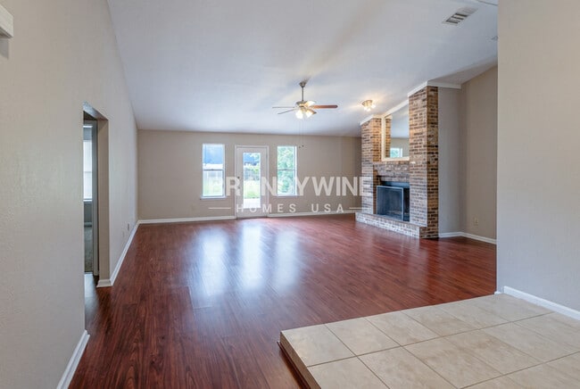Photo - 3363 Hampstead Dr
