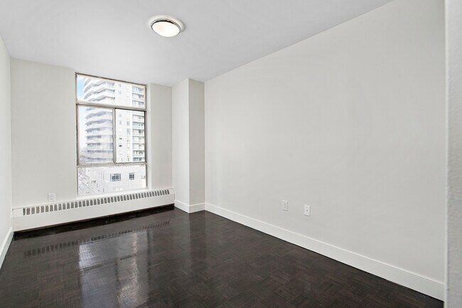 65 Forest Manor Rd