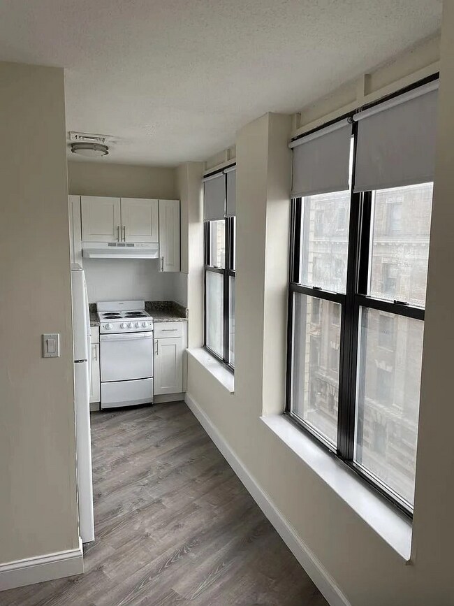 1126 Boylston St Unit 301