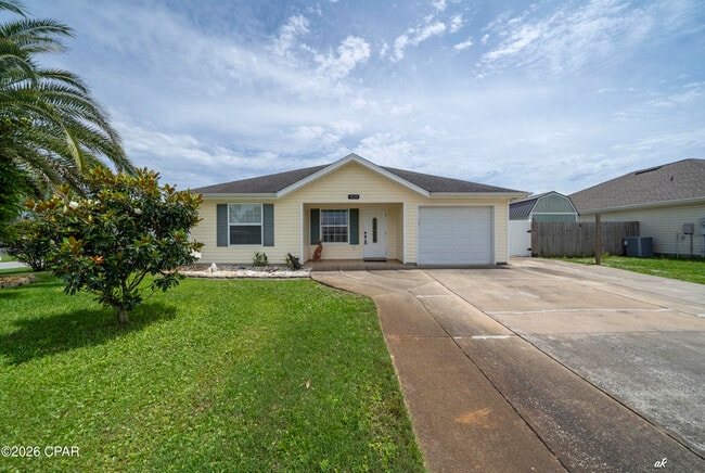 Photo - 420 Water Oak Cir