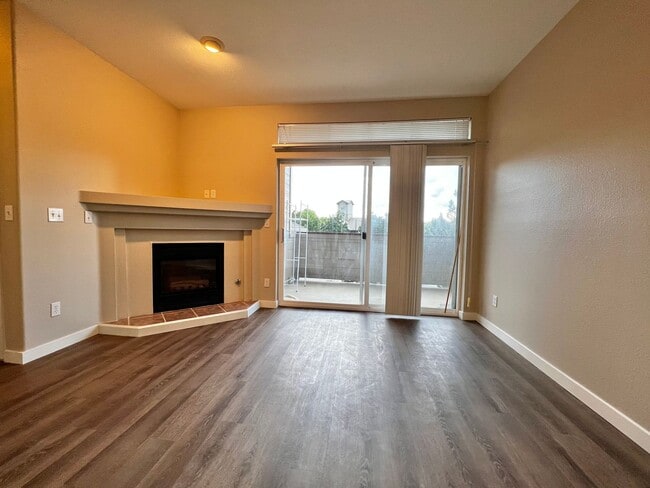 Photo - 2 bed 2 bath condo off Harmony in Fort Collins!