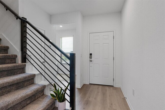 Photo - 13506 Grand Central Dr