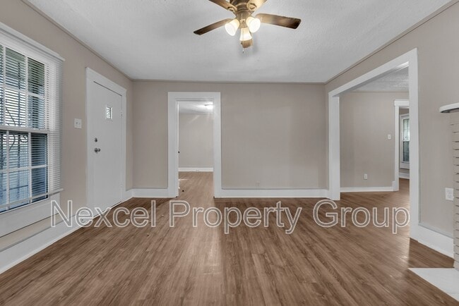 Photo - 481 Marianna St