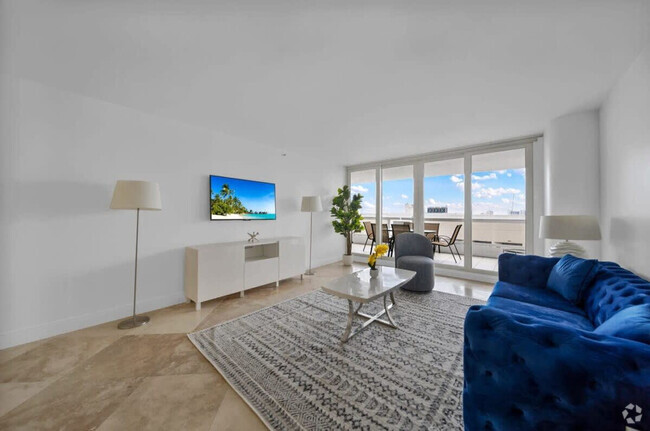 Building Photo - 1717 N Bayshore Dr Unit FL37-ID1054106P Rental