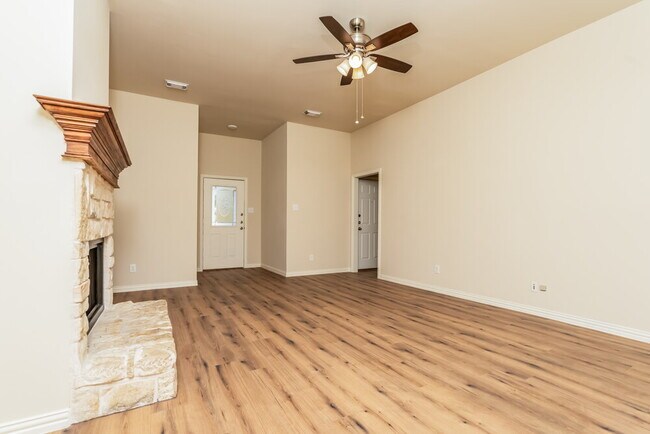 Photo - 211 Dove Meadows Ln