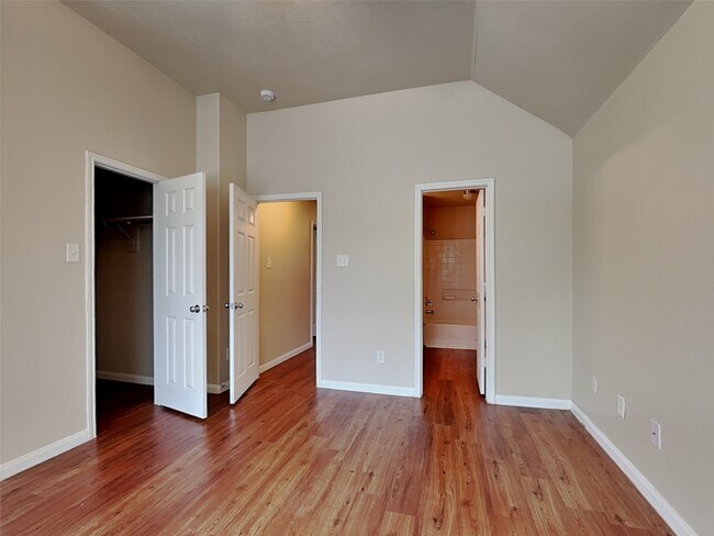 Photo - 2618 Bammelwood Dr