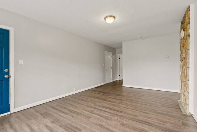 Photo - 9621 N Pier Park Pl