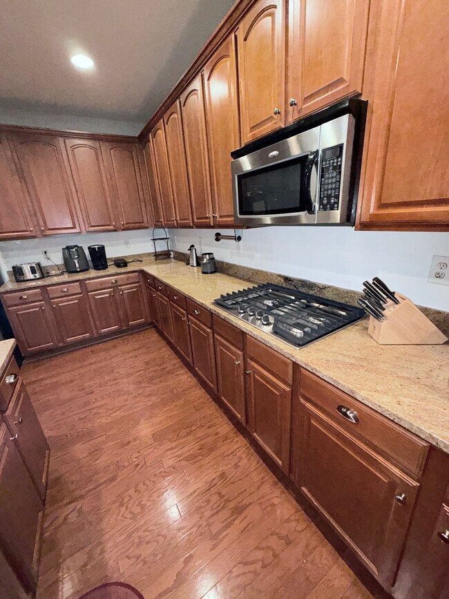 Photo - Room in House on Seamill Rd
