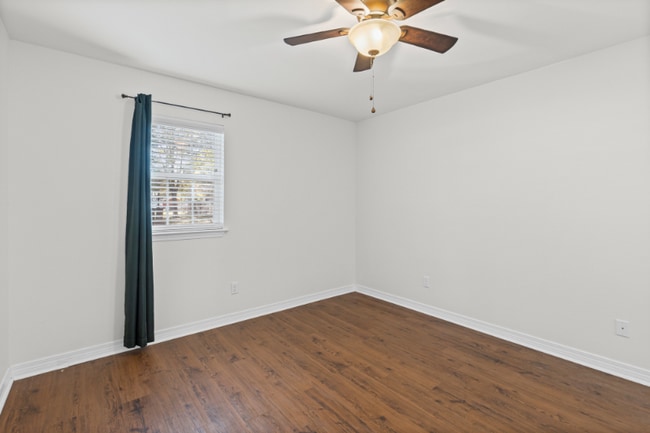 Photo - 3281 Woodard Dr