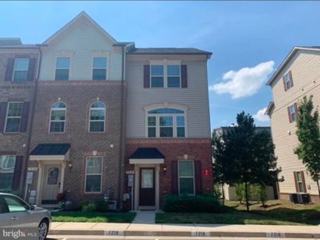 Building Photo - 7218 Winding Hills Dr