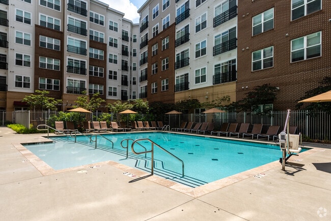 Terrace 1 w/ Pool Deck