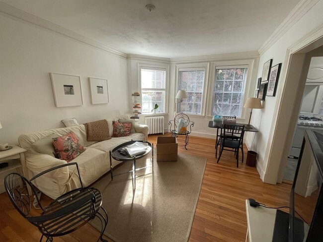 Photo - 20 Gray St Apartments Unit 5