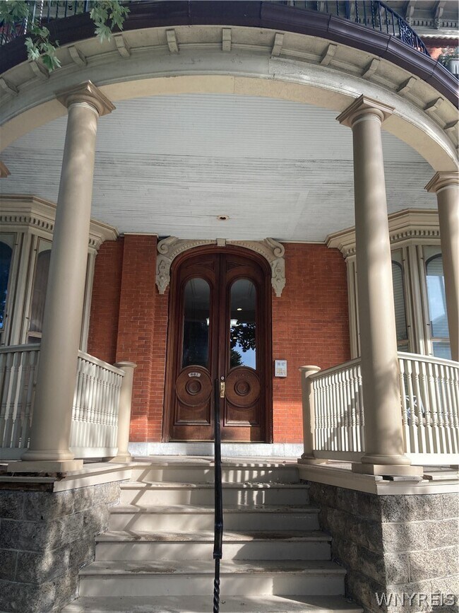 441 Franklin St