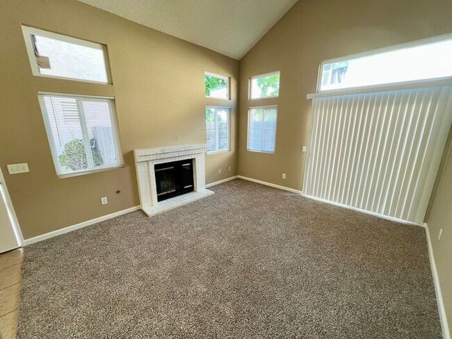 Photo - 3 Bed, 3 Bed House In The Stunning Willams...