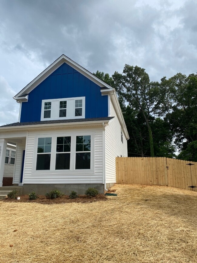 Photo - 1009 Justice Ave