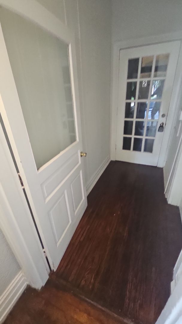 Photo - 504 W King St Unit 2