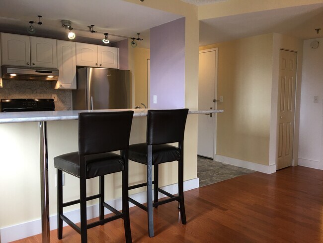 Building Photo - 15 N Beacon St Unit 510 Rental