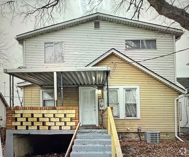 Building Photo - 3 bedroom next to everything in xenia Rental