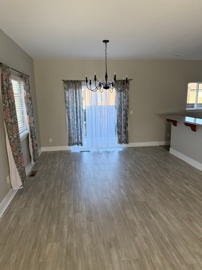 Photo - 5261 Schreiner Dr