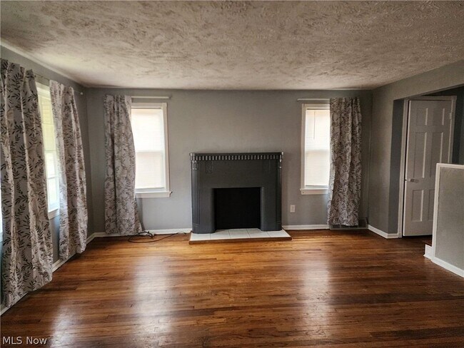 Photo - 5435 Beechwood Ave