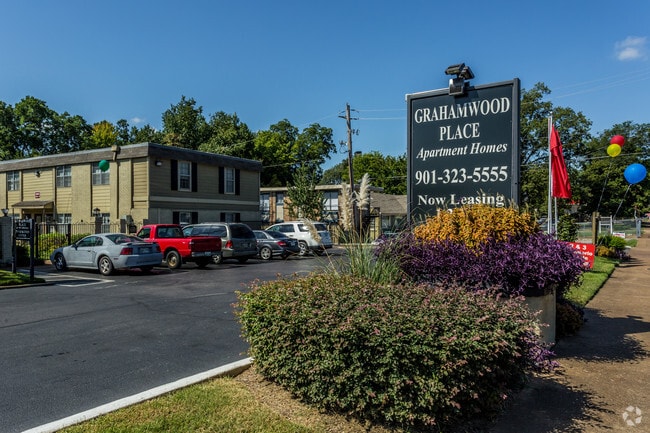 Photo - Grahamwood Place