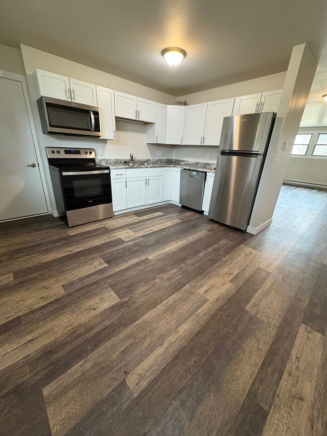 Building Photo - JCP - 04 -Terrace Dr Unit 1047