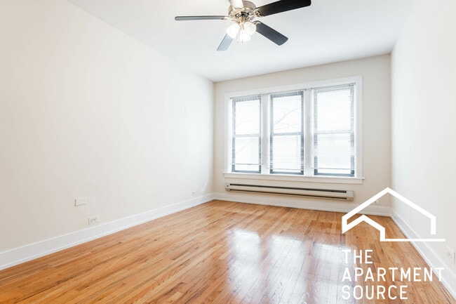 Photo - 613 W Melrose St Unit B2