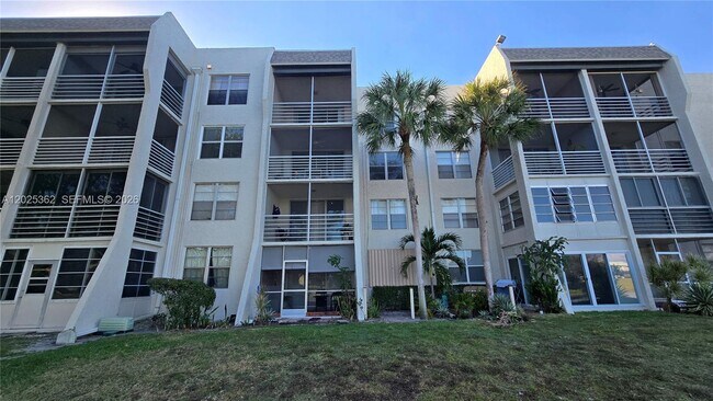 Photo - 9230 Lagoon Pl Unit 310