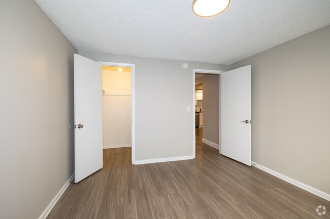 1 habitación, 1 baño - 696 pies cuadrados - Dormitorio