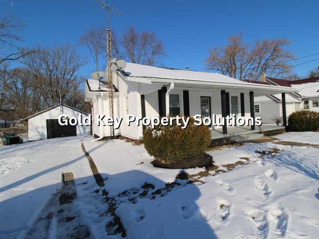 Photo - MUNCIE 3 BR 1 BA House with Garage and Covered Porch (SECTION 8 APPROVED)