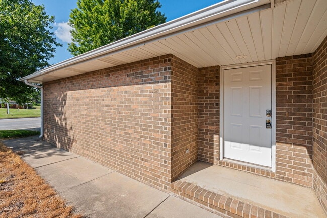 Photo - 1278 W Butterfield Dr