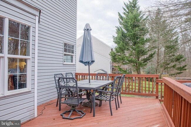 Photo - 8008 High Oak Rd