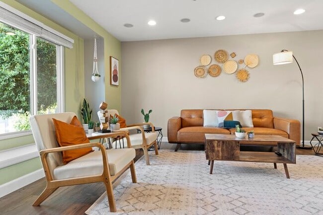 Photo - 3 Bedroom/ 2Bath in Heart of Scottsdale!!