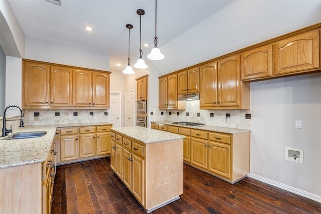 Photo - 4312 Helston Dr
