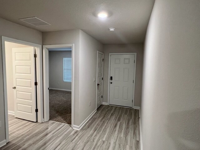 Photo - 4733 Airmen Dr