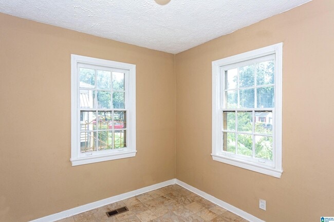 Photo - 340 McPherson Ave