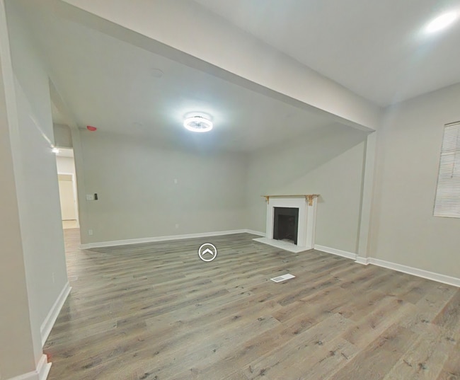 Photo - 249 Laurel Ave SW