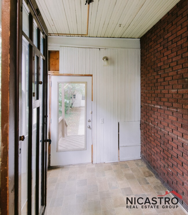 Photo - 184 Frambes Ave