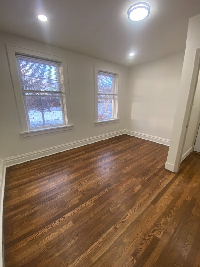 Photo - 4746 S Grand Blvd Unit 2S