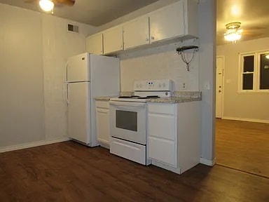 Photo - 1813 W 21st St