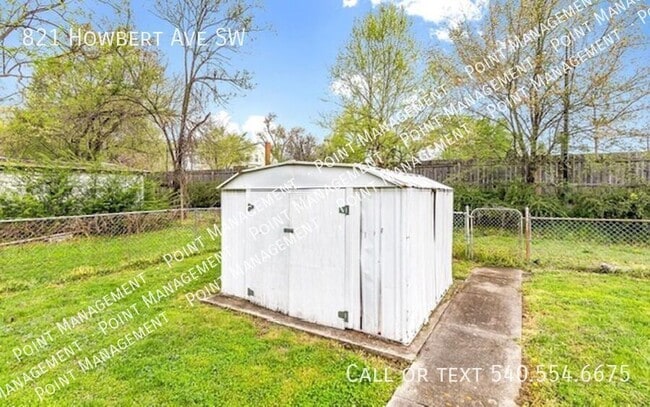 Photo - 821 Howbert Ave SW