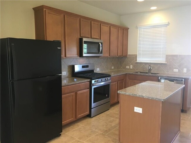 Photo - 525 Coffee Berry Dr