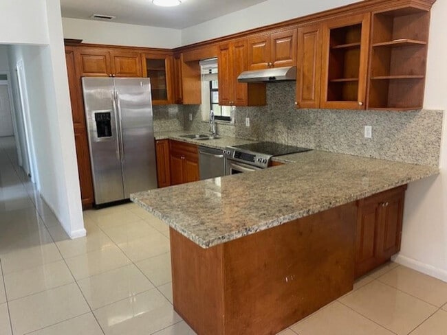 Photo - 1724 NE 176th St