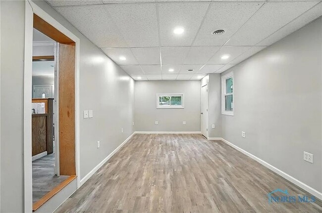 Photo - 533 W 8th St