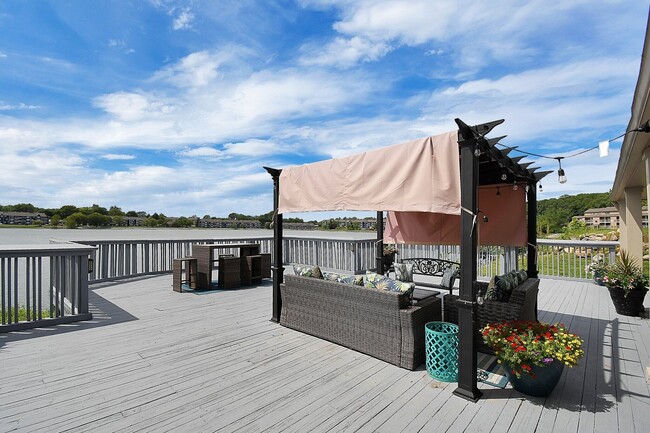 Mariners Village Apartments