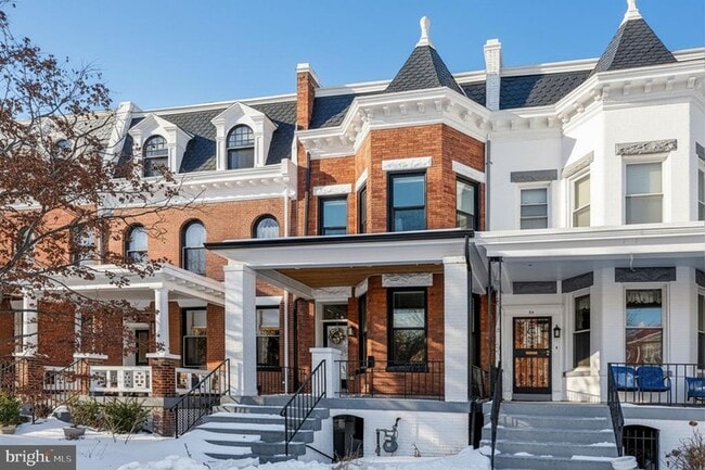 Building Photo - 32 Adams St NW