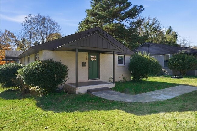 Photo - 1320 Anderson St