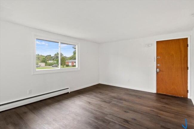 Burke Crest Apartments